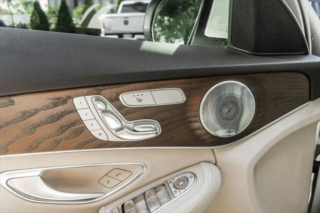 2017 Mercedes-Benz C-CLASS C 300 Luxury 4MATIC