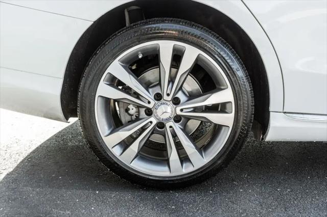 2017 Mercedes-Benz C-CLASS C 300 Luxury 4MATIC