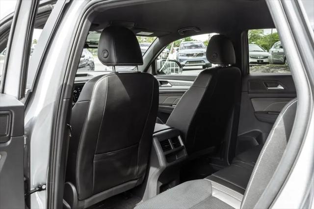 2022 Volkswagen Atlas Cross Sport 3.6L V6 SE w/Technology