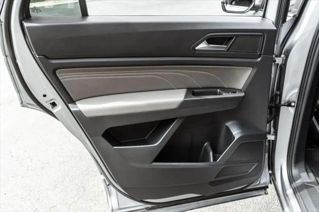 2022 Volkswagen Atlas Cross Sport 3.6L V6 SE w/Technology
