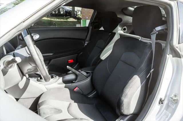 2017 Nissan 370Z Touring
