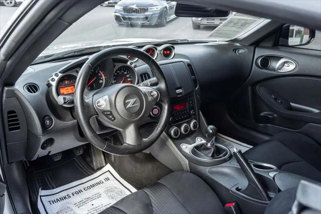 2017 Nissan 370Z Touring