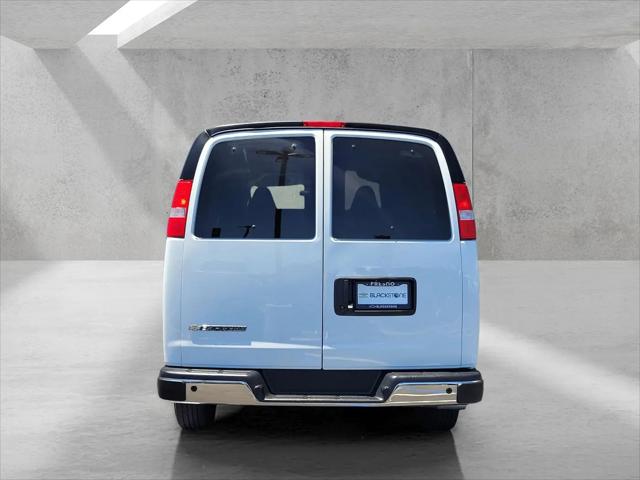 2024 Chevrolet Express Passenger RWD 3500 Extended Wheelbase LT