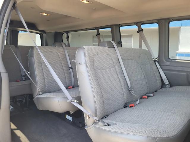 2024 Chevrolet Express Passenger RWD 3500 Extended Wheelbase LT