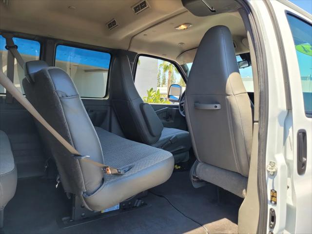 2024 Chevrolet Express Passenger RWD 3500 Extended Wheelbase LT