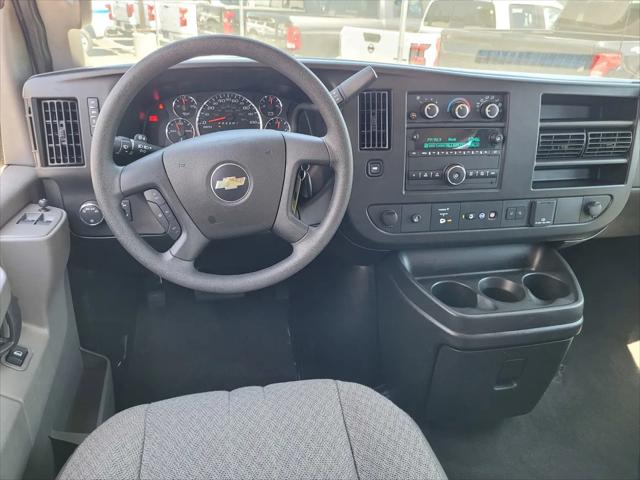 2024 Chevrolet Express Passenger RWD 3500 Extended Wheelbase LT
