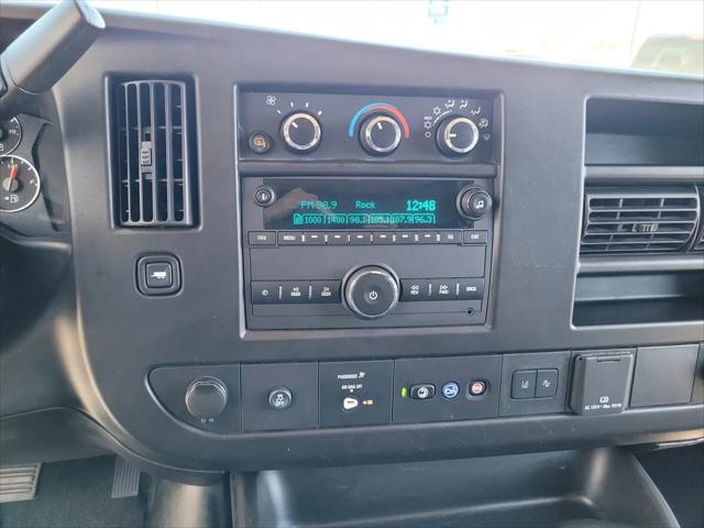 2024 Chevrolet Express Passenger RWD 3500 Extended Wheelbase LT