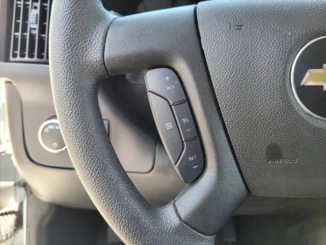 2024 Chevrolet Express Passenger RWD 3500 Extended Wheelbase LT