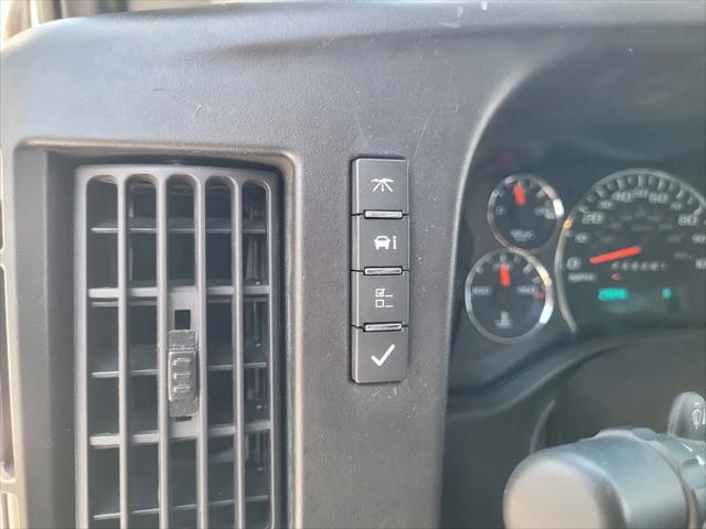 2024 Chevrolet Express Passenger RWD 3500 Extended Wheelbase LT