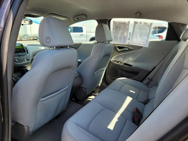 2022 Chevrolet Malibu FWD 1FL