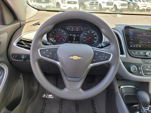 2022 Chevrolet Malibu FWD 1FL