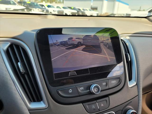 2022 Chevrolet Malibu FWD 1FL