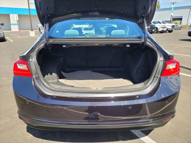 2022 Chevrolet Malibu FWD 1FL