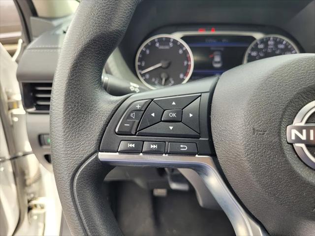 2024 Nissan Sentra SV Xtronic CVT