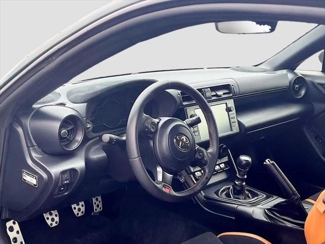 2025 Toyota GR86 Hakone Edition