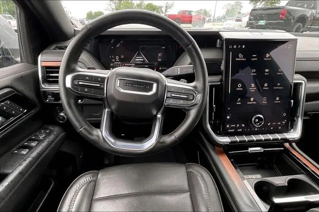 2025 GMC Yukon XL 4WD Denali
