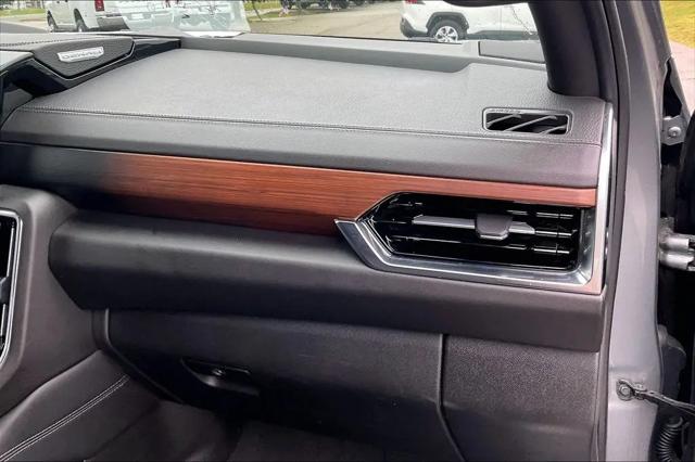 2025 GMC Yukon XL 4WD Denali
