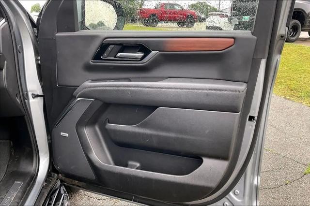 2025 GMC Yukon XL 4WD Denali