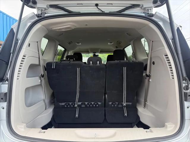 2023 Chrysler Voyager LX
