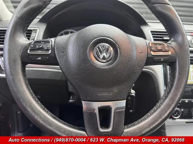 2013 Volkswagen Passat 2.5L SE