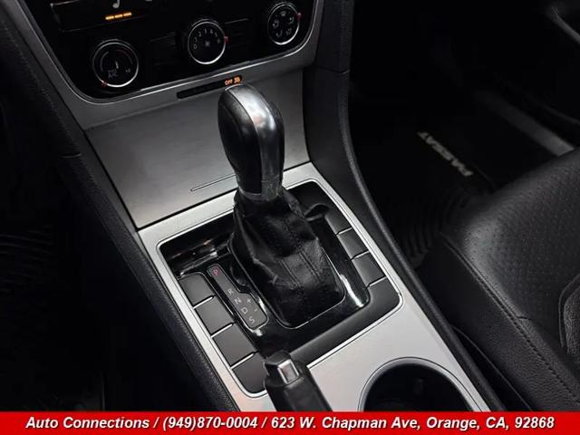 2013 Volkswagen Passat 2.5L SE