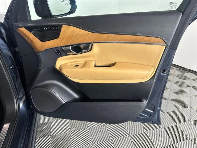 2020 Volvo XC90 T6 Inscription 7 Passenger