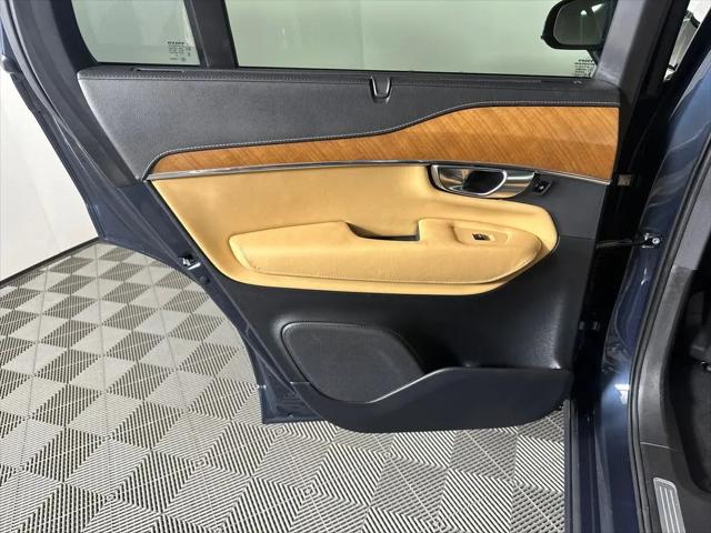 2020 Volvo XC90 T6 Inscription 7 Passenger