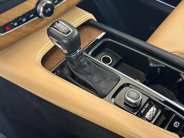 2020 Volvo XC90 T6 Inscription 7 Passenger