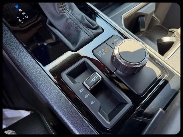 2026 Toyota Tundra SR5 CrewMax 5.5' Bed