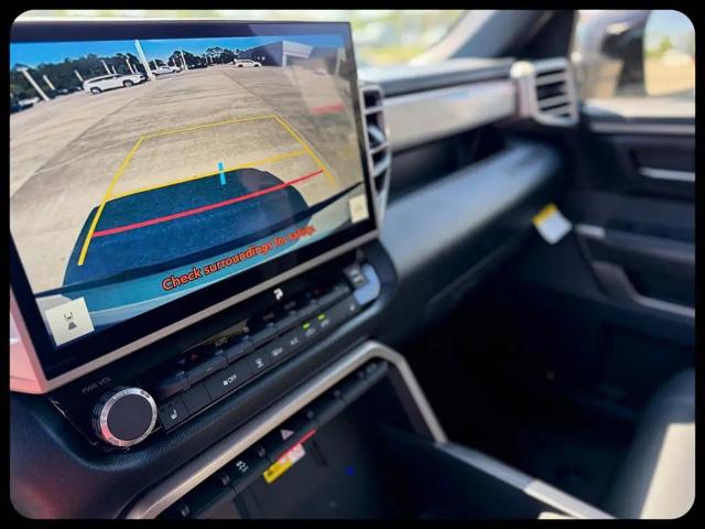 2026 Toyota Tundra SR5 CrewMax 5.5' Bed