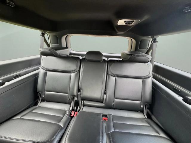 2025 Ford Expedition Platinum MAX