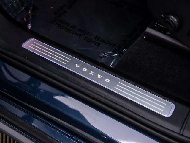 2025 Volvo XC90 Plug-In Hybrid T8 Ultra 7-Seater