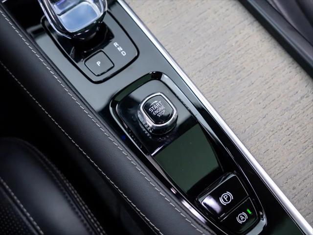 2025 Volvo XC90 Plug-In Hybrid T8 Ultra 7-Seater