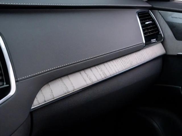 2025 Volvo XC90 Plug-In Hybrid T8 Ultra 7-Seater
