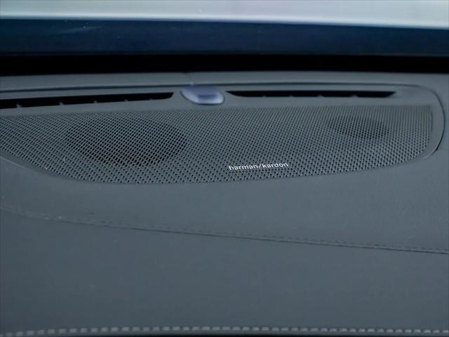 2025 Volvo XC90 Plug-In Hybrid T8 Ultra 7-Seater