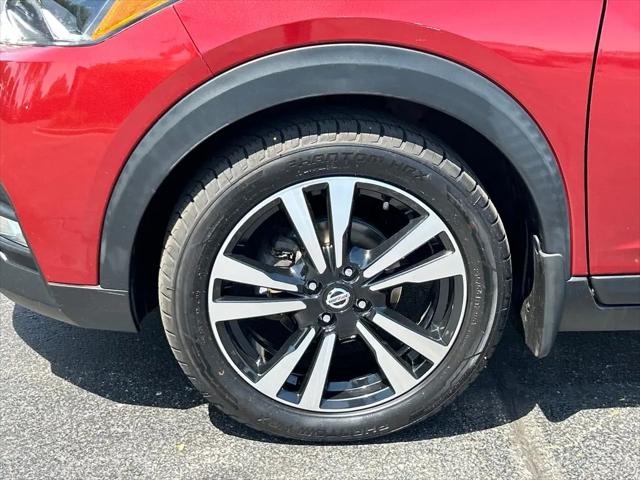 2019 Nissan Kicks SR