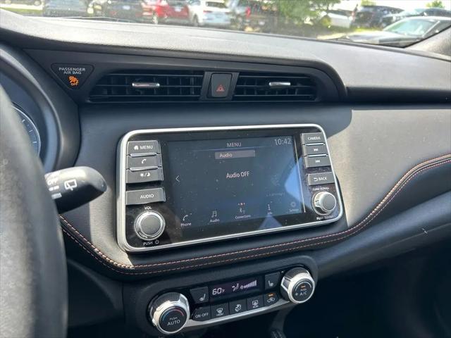 2019 Nissan Kicks SR