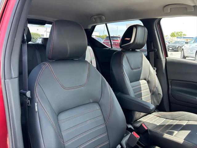 2019 Nissan Kicks SR