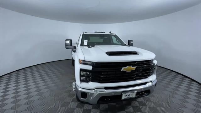 2025 Chevrolet Silverado 3500HD 4WD Regular Cab Long Bed Work Truck