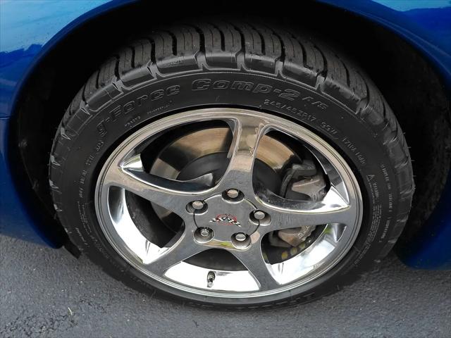 2003 Chevrolet Corvette Base