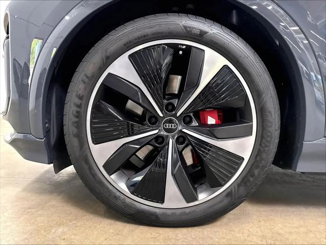 2025 Audi SQ6 e-tron Prestige quattro