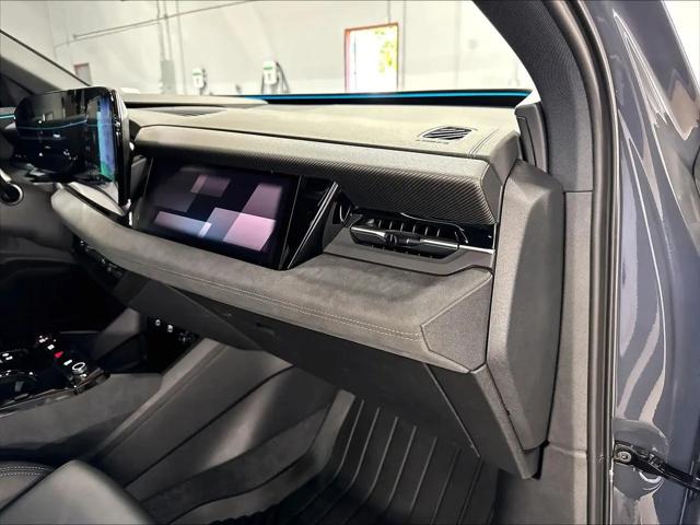 2025 Audi SQ6 e-tron Prestige quattro