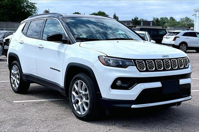 2025 Jeep Compass Limited 4x4 for sale in Topeka, KS