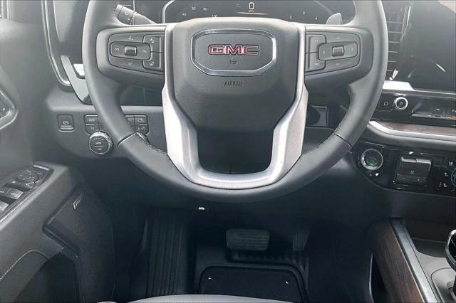 2026 GMC Sierra 1500 Crew Cab, Short Bed, SLT, 4WD