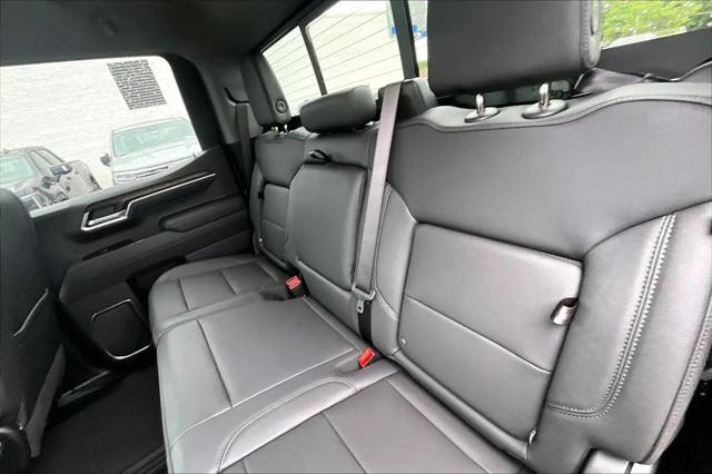 2026 GMC Sierra 1500 Crew Cab, Short Bed, SLT, 4WD