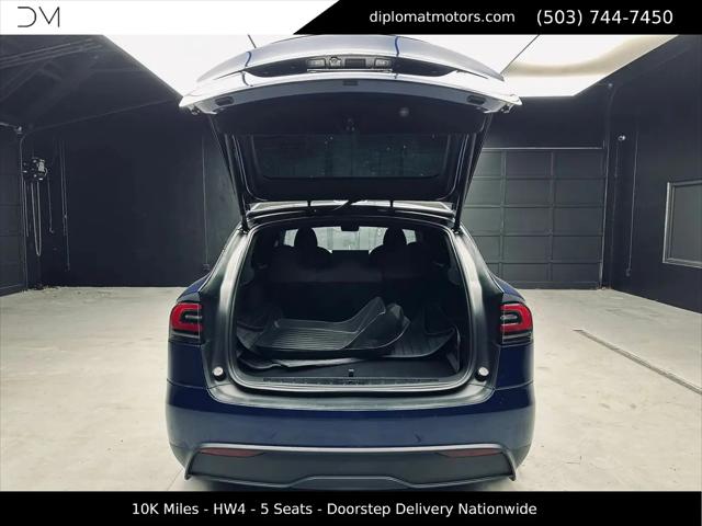 2023 Tesla Model X Standard Range