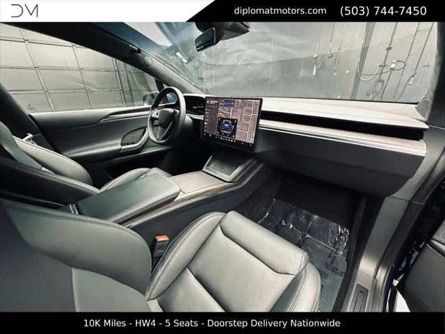 2023 Tesla Model X Standard Range
