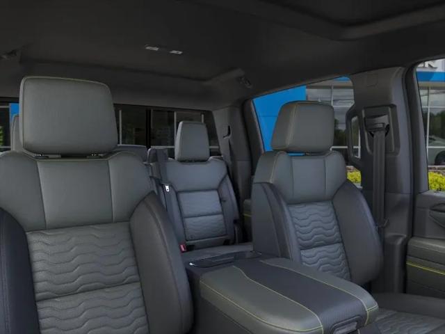 2026 Chevrolet Silverado 2500HD Crew Cab, Standard Bed, XR2, 4WD