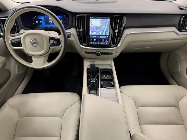2025 Volvo V60 Cross Country Plus, B5 AWD Gas (mild hybrid)