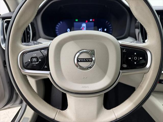2025 Volvo V60 Cross Country Plus, B5 AWD Gas (mild hybrid)